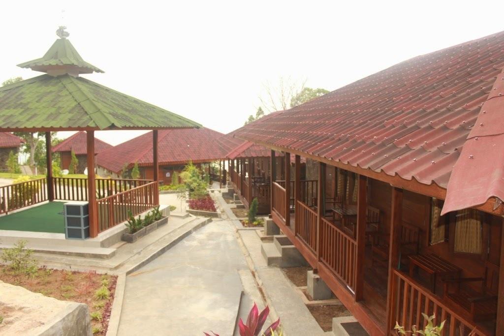 ลังกีเซา รีสอร์ต โฮเต็ล แอนด์ เรสเทอรองต์ ชาเรียะฮ์ Hotel ปาดัง ภายนอก รูปภาพ